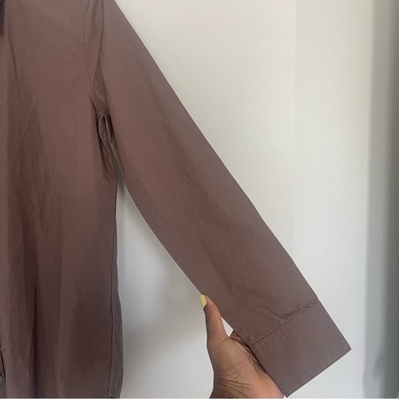 NWT Babaton Essential Classic Button Down Shirt Deep Taupe Size Small - Picture 3 of 7